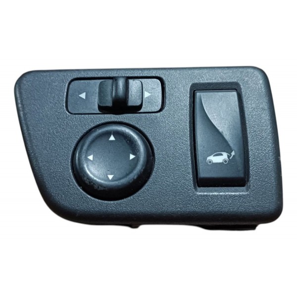 Botão Retrovisor Porta Malas Renault Kwid 2016 2017 A 2019