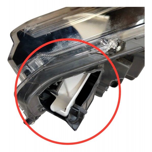 Farol Direito Ccross C/ Led E Mascar Negr 2021 A 2023 Detalh Direito/passageiro