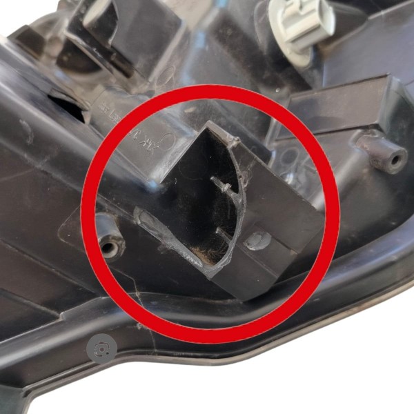 Farol Esquerd Yaris C/ Led Xenon E Mascara Negra 2023 Detalh Esquerdo/motorista