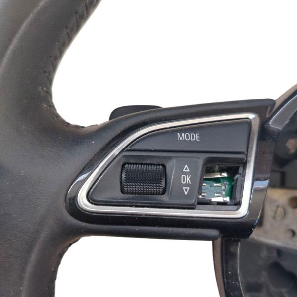 Volante Direção Audi A5 A4 2012 A 2015 Com Comando Detalhe