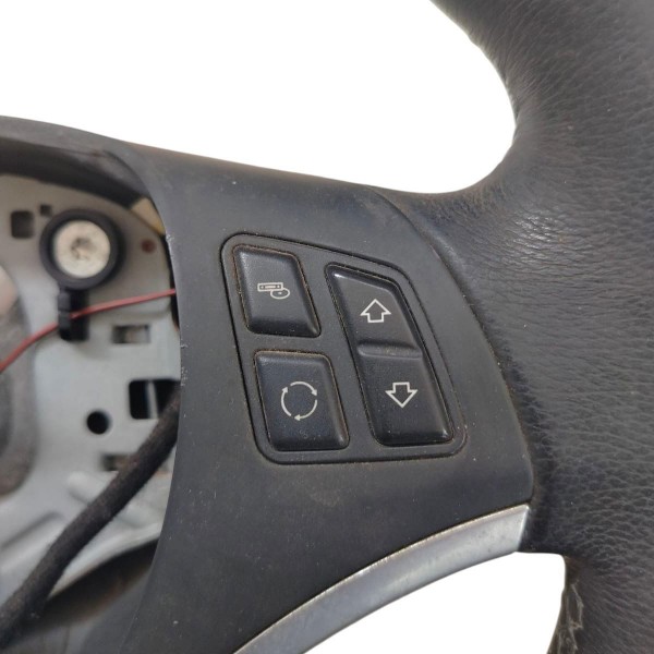 Volante Direção Bmw 320i 2009 2010 Com Comandos