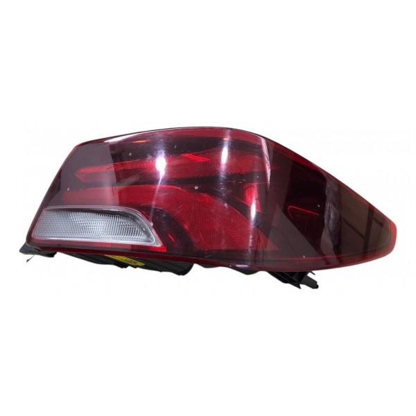 Lanterna Traseira Direita Onix Hatch 2020 2021 2022 2024 Direito/passageiro