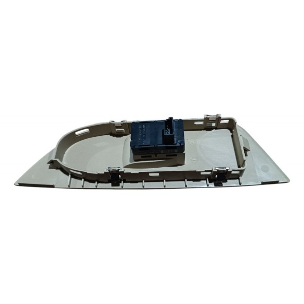 Moldura Botão Vidro Dianteiro Direito Bmw X1 2010 A 2014