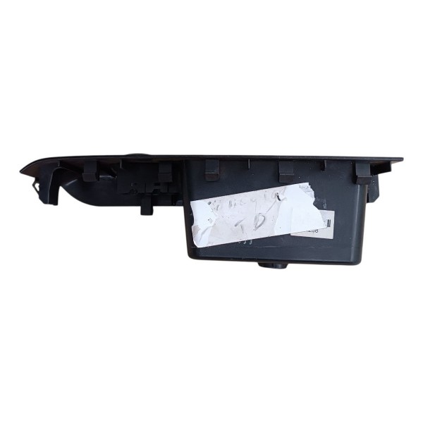Moldura Botão Vidro Tras. Esquerdo Kia Sorento 2003 A 2010