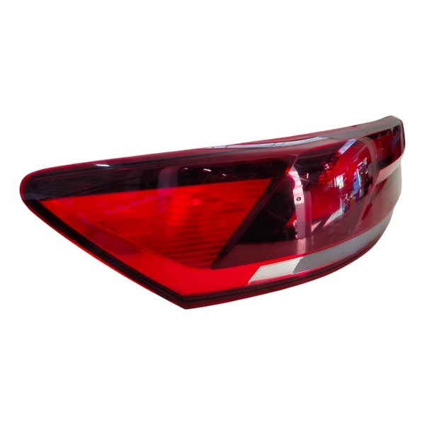 Lanterna Traseira Esquerdo Vw Virtus 2018 2019 2020 2022 Esquerdo/motorista Vermelho
