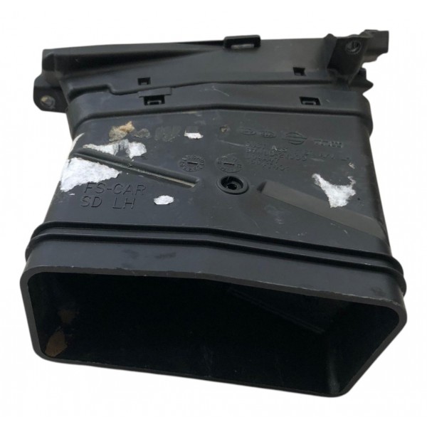 Difusor De Ar Lateral Esquerdo Hyundai Veloster 2011 A 2014