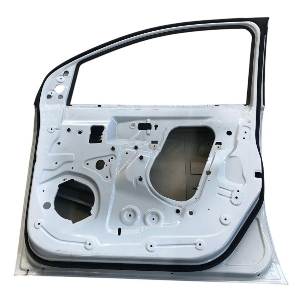 Porta Dianteira Direita Chevrolet Spin 2018 2019 2020 2023 - Dianteira - Direita - Branco