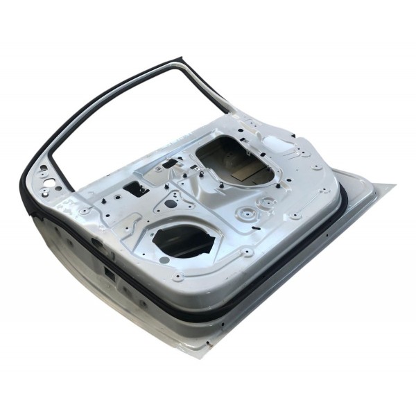 Porta Dianteira Direita Chevrolet Spin 2018 2019 2020 2023 - Dianteira - Direita - Branco