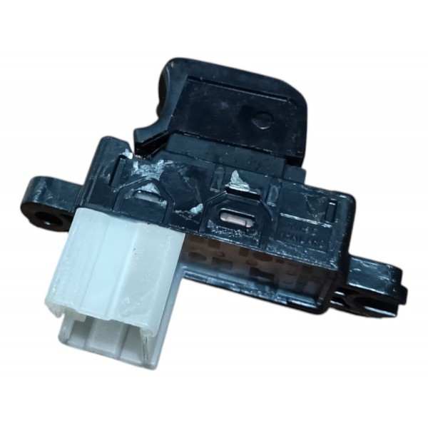 Botão Vidro Dianteiro Direito Nissan March Versa 2015 A 2020