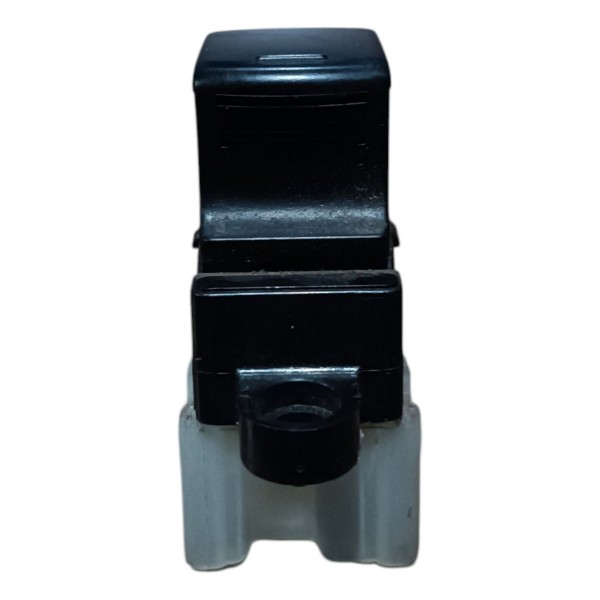 Botão Vidro Traseiros Nissan March Versa 2015 2016 A 2020