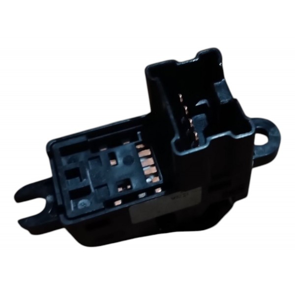 Botão Vidro Dianteiro Direito Nissan Sentra 2013 2014 A 2018