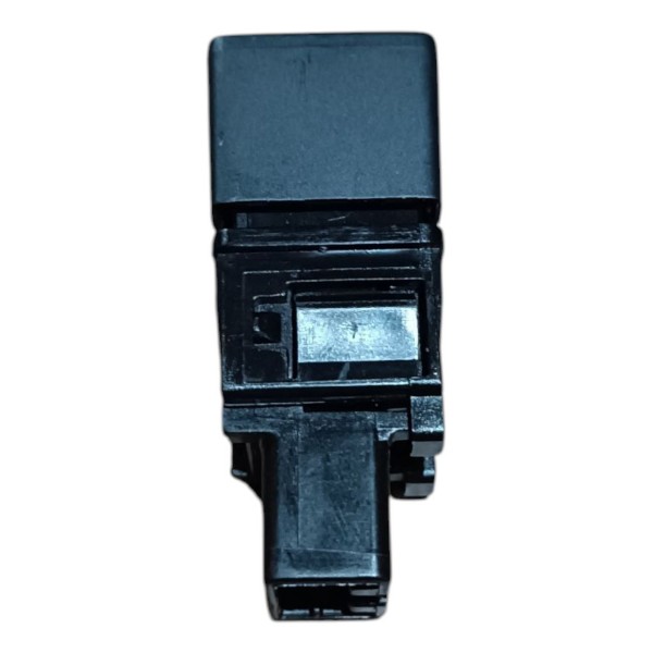 Botão Interruptor Pisca Alerta Nissan March Versa 2015 A2020