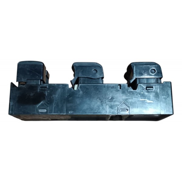 Botão Vidro Dianteiro Esquerdo Nissan Versa 2015 2016 A 2022