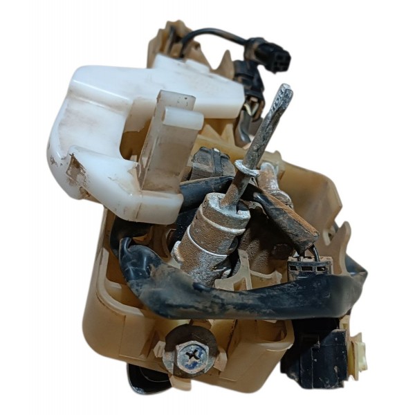 Maçaneta Externa Cromada Esquerda Veloster 2012 2013 2014 Cromado Dianteira