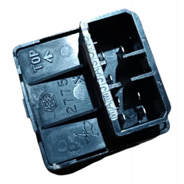 Botão Regulagem Retrovisor Mitsubishi L200 2006 2007 A 2012