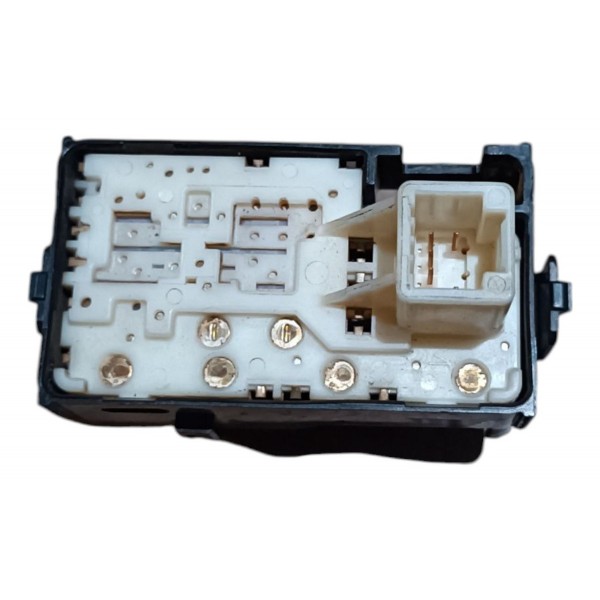 Botão Vidro Elétrico Traseiros Toyota Corolla 2009 A 2015