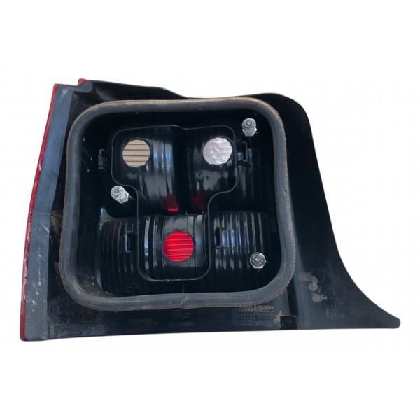 Lanterna Traseira Direita Fiat Uno Mille 2007 2008 A 2012 - Direito/passageiro - Vermelho