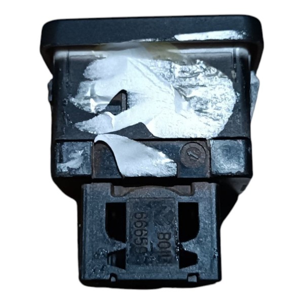 Entrada Usb Auxiliar Fiat Grand Siena 2013 2014 2015