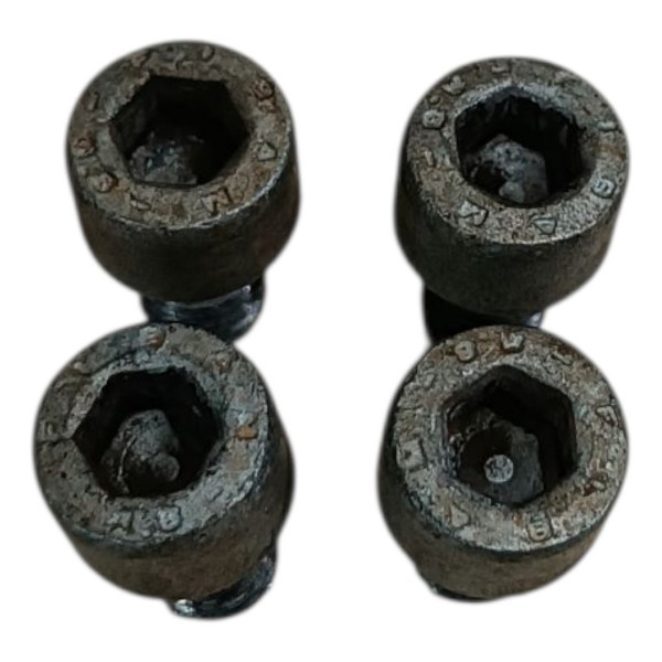 Jogo 4 Parafusos Polia Virabrequim Gol Voyage Saveiro G6 G7