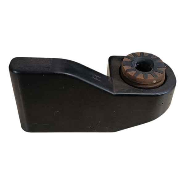 Suporte Inferior Radiador Direito Cruze 2019 2020 2021 Gm