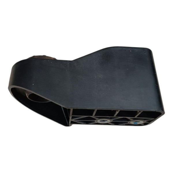 Suporte Inferior Radiador Esquerdo Cruze 2019 2020 2021 Gm