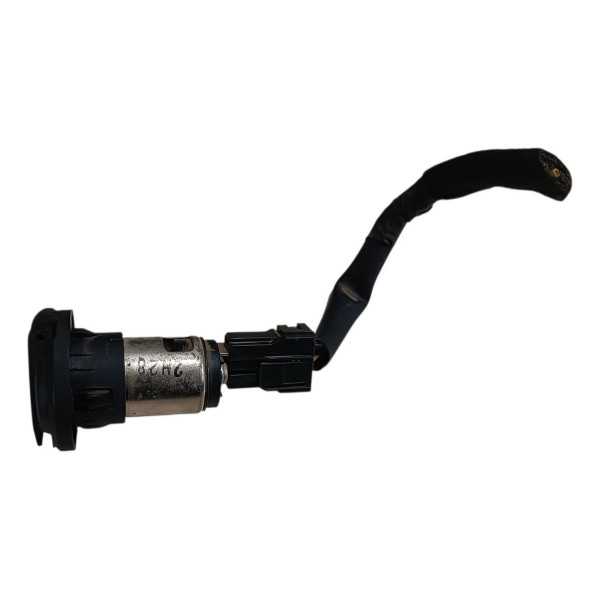 Tomada Acendedor 12v Hyundai Veloster 2012 2013 2014 Preto