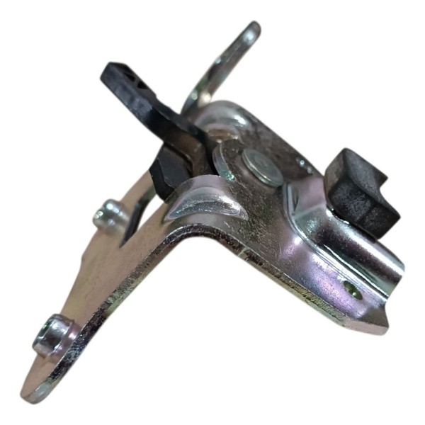 Fechadura Banco Traseiro Mercedes C180 C200 2010 2011 2013 Prateado