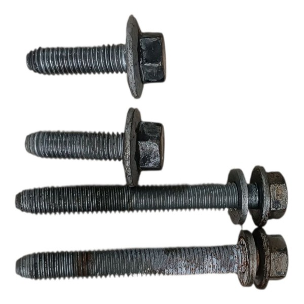 Jogo 4 Parafusos Agregado Dianteira Sandero 1.0 16v 2013 Prateado