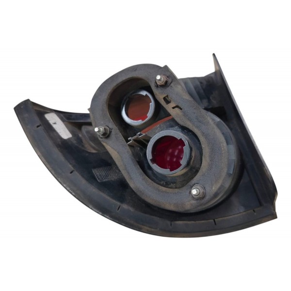 Lanterna Esquerda Gm Classic 2011 2012 2015 2017 Original Esquerdo/motorista Vermelho