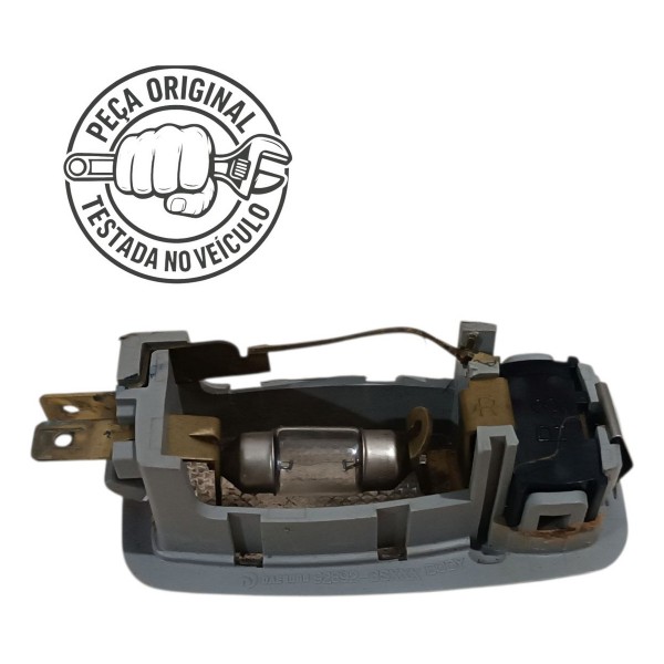 Luz Cortesia Quebra Sol Direito Kia Cerato 2014 2015 2016