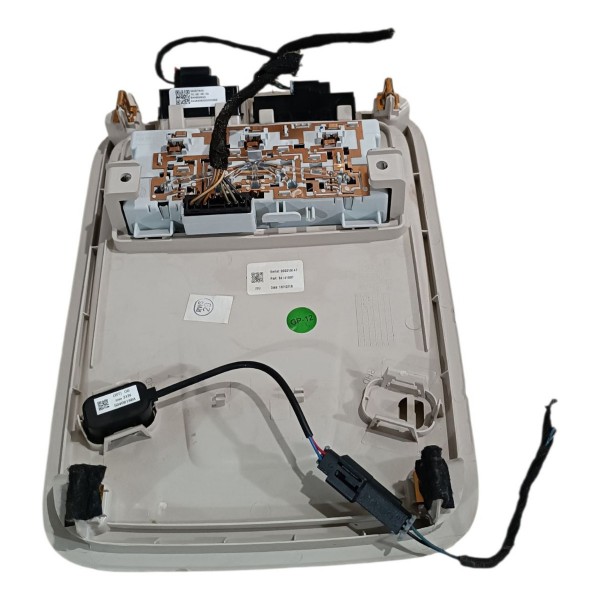 Luz Cortesia Teto Dianteiro Gm Cruze  39057843