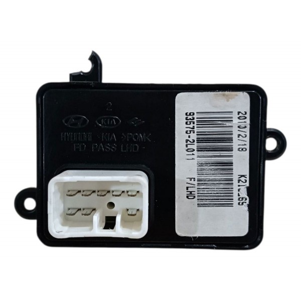 Botão Vidro Elétrico Dianteiro Direito I30 2009 A 2012