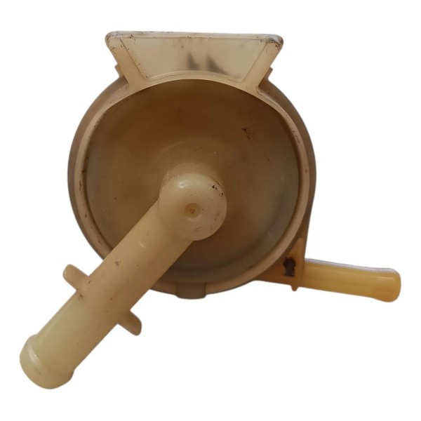 Reservatório Óleo Cilindro Mestre Corolla Xli 2003 2004 2005