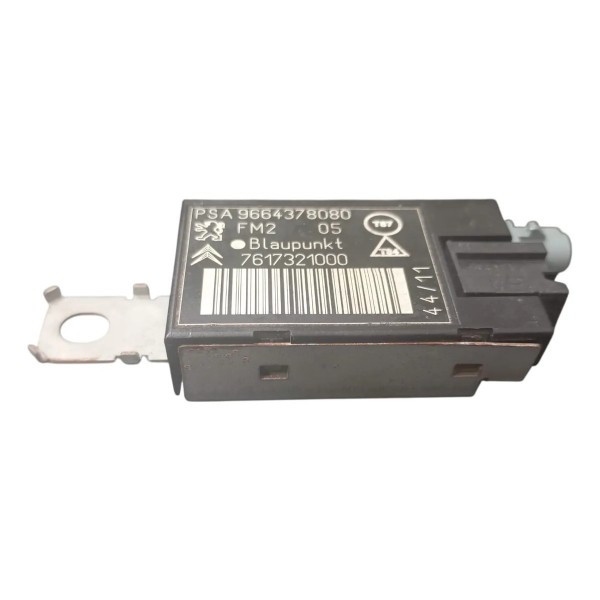 Amplificador De Antena Peugeot 3008 2018 2019 / 7617321000 Preto