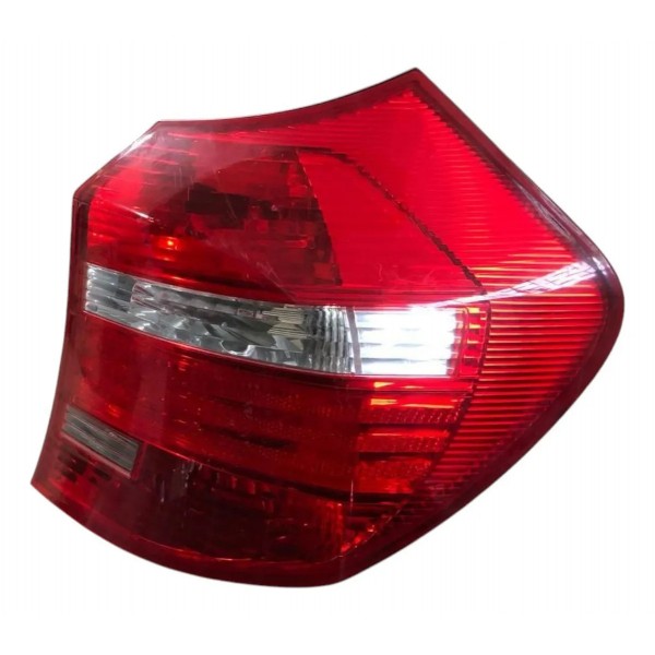 Lanterna Direita Bmw 118i 2007 2008 2009 2010 2012 Original  Direito/passageiro Vermelho