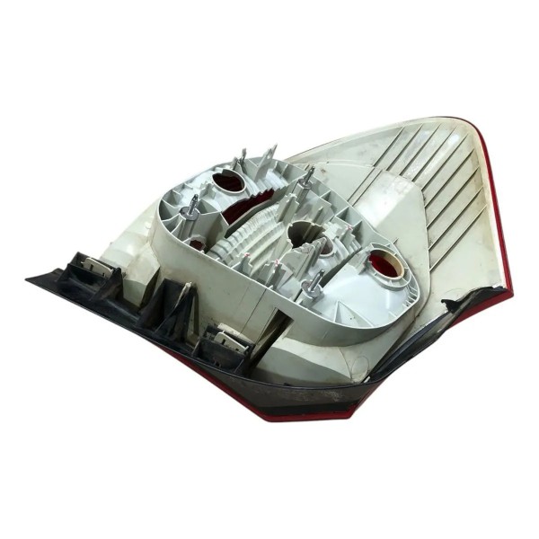 Lanterna Direita Bmw 118i 2007 2008 2009 2010 2012 Original  Direito/passageiro Vermelho