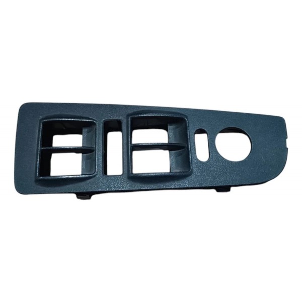 Moldura Botão Vidro Dianteiro Esq. Linea Punto 2009 A 2013