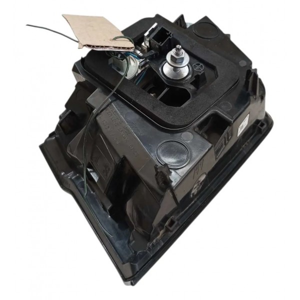 Lanterna Esquerda Tampa Traseira Peugeot 3008 2019 A 2022 Esquerdo/motorista Vermelho