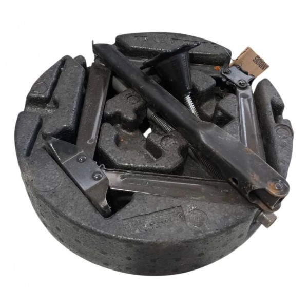 Kit Estepe Carro Chave De Roda Macaco Sanfona