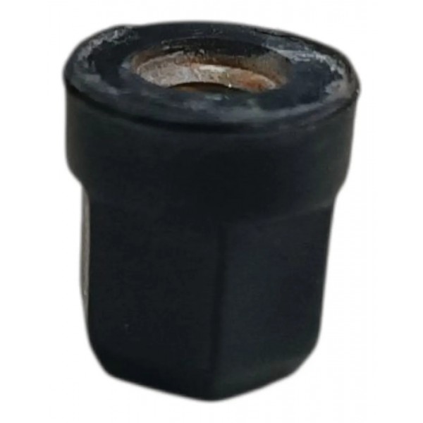 Parafuso Porca Fixação Lanterna Tampa Traseira Cerato 2017