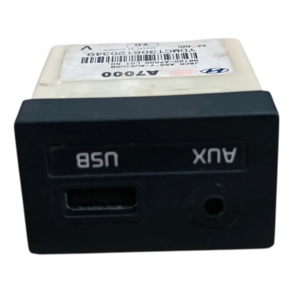 Tomada Entrada Plug Usb Auxiliar Kia Cerato 2016 2017 2018 Preto