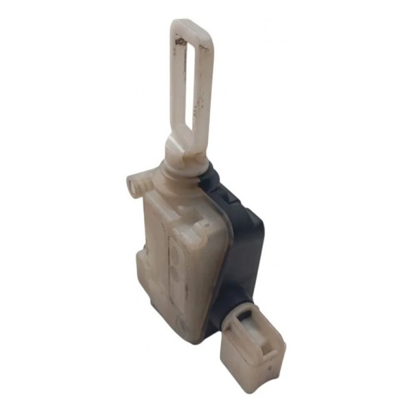 Trava Portinhola Nissan Sentra 2.0 2015