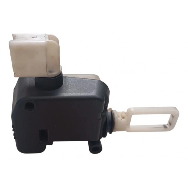 Trava Portinhola Nissan Sentra 2.0 2015