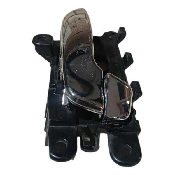 Macaneta Interna Dianteira Direita Kia Cerato 2017 Cromado Cromado Dianteira