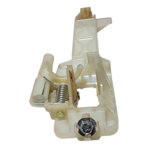 Suporte Macaneta Externa Dianteira Esquerda Kia Cerato 2017 Branco Dianteira