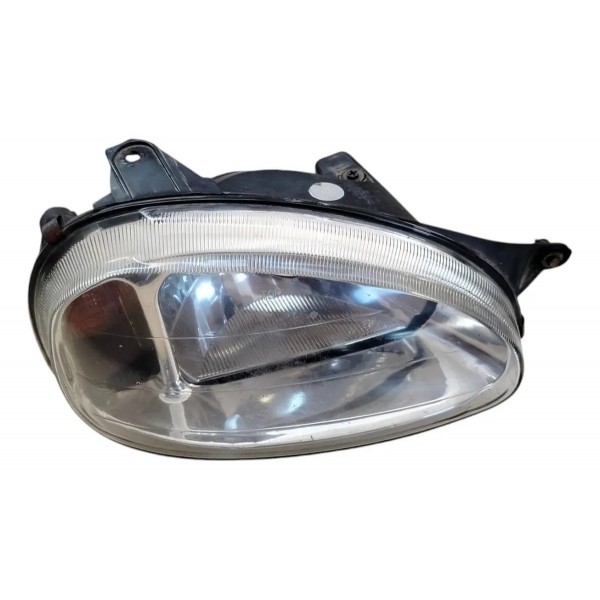 Farol Direito Corsa Wind 1998 1999 2000 A 2004 Detalhes  Direito/passageiro