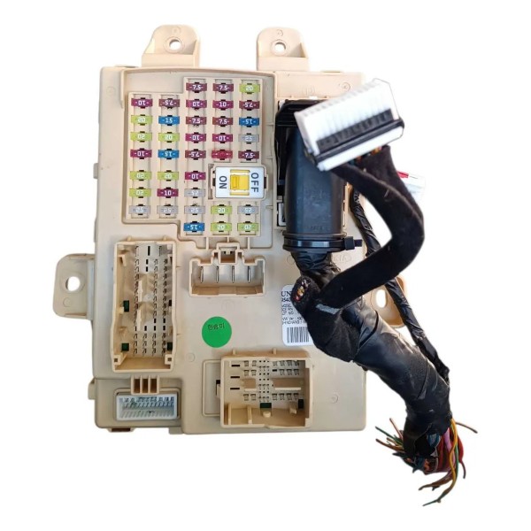 Plug Conector Triplo Caixa De Fusiveis Hyundai Azera 2012