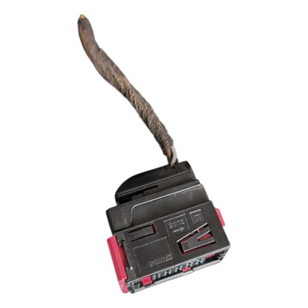 Plug Conector Fechadura Porta T.d Chevrolet Cruze 2012 A2015
